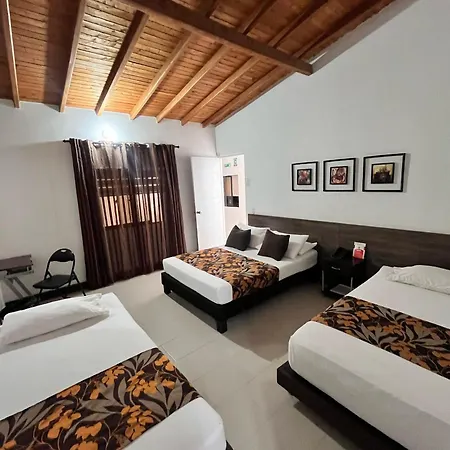 Hotel Quinta Avenida